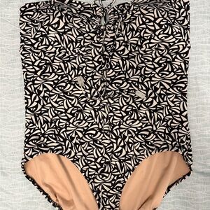 Lands' End Black and Cream Patterned One Piece Swimsuit